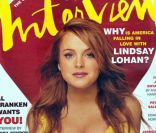 Le magazine Interview cherche à savoir pourquoi L\'Amérique tombe amoureuse de Lindsay Lohan. Juin 2004.<br />