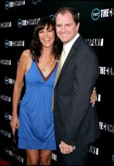 Catherine Bell et son mari Adam Beason lors d'une soirée à Los Angeles en juillet 2007