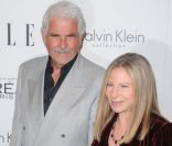 James Brolin et Barbra Streisand au gala annuel des Elle Women in Hollywood Tribute, à Los Angeles, le 17 octobre 2011