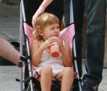 Michelle Williams et sa fille Matilda en 2008<br />