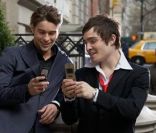 Ed Westwick alias Chuck Bass et Chace Crawford alias Nate Archibald dans Gossip Girl