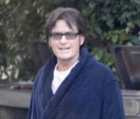 Charlie Sheen à Los Angeles, sur le tournage du film A Glimpse Inside the Mind of Charlie Swann III, le vendredi 28 octobre 2011. <br />