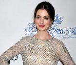 Anne Hathaway à New York mardi 1er novembre 2011 pour la remise des Princess Grace Awards de la Princess Grace Foundation-USA.