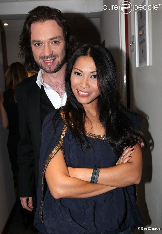 Anggun et Stanislas lors de l'enregistrement de Vendredi sur un plateau !, diffusé le vendredi 4 novembre 2011 sur France 3