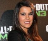Karine Ferri en novembre 2011 à Paris