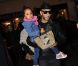 Swizz Beatz et sa fille Nicole à la boutique Auguste à Paris (Bastille) pour la présentation et la dédicace de la chaussure que le producteur a dessinée pour la marque Reebok. Le 17 novembre 2011