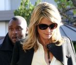 Heidi Klum au Four Season de Los Angeles le 21 novembre 2011