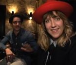 Daphné Burki annonce dans l'émission Paris Dernière qu'elle va se marier avec son amoureux Gunther Love.