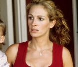 Julia Roberts dans Erin Brockovich.<br />