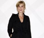 Michèle Laroque lors de la soirée Burberry à l'ambassade de Grande-Bretagne le 1er décembre 2011