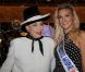 Miss Prestige National 2012 Christelle Roca et Geneviève de Fontenay  prennent la pose à l'Hotel Hilton à Paris le 5 décembre 2012
