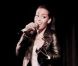 Amel Bent : Beauté enivrante en toute intimité