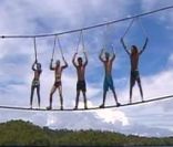 Le pont du singe dans Koh Lanta 11, vendredi 9 décembre 2011 sur TF1