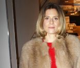 Marina Foïs lors du dîner de charité organisé à l'espace Pierre Cardin à Paris le 10 décembre 2011