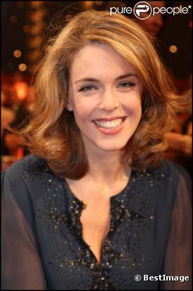 Julie Andrieu en septembre 2010 pour Le Plus Grand Cabaret du monde