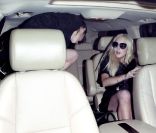 Lindsay Lohan se pose à Los Angeles le 13 décembre 2011
