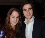 Anouchka et son Julien lors du dîner de l\'Avent chez Castel, le 14 décembre 2011.