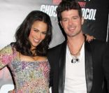 Paula Patton et Robin Thicke à l\'avant-première de Mission : Impossible - Protocole Fantôme à New York, le 19 décembre 2011.<br />