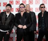 Bono et U2 à Londres, le 24 octobre 2010.<br />