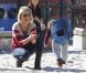Ali Larter maman poule dans un parc de Los Angeles. Le 3 janvier 2011 sous un beau soleil