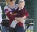 Ali Larter maman poule dans un parc de Los Angeles. Le 3 janvier 2011 sous un beau soleil