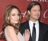 Angelina Jolie et Brad Pitt lors du festival de cinéma de Palm Springs à Los Angeles le 7 janvier 2012