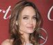 Angelina Jolie, portant une robe Elie Saab, lors du festival de cinéma de Palm Springs à Los Angeles le 7 janvier 2012