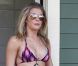 LeAnn Rimes se promène en maillot de bain à Hawaï, le jeudi 5 janvier 2012.