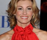 Faith Hill aux People's Choice Awards, à Los Angeles, le 11 janvier 2012.