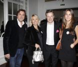 Christophe Lambert, Marie Sara, Marc Lelandais et Sara Luna Leconte lors de la soirée d'avant-première du film L'amour dure trois ans à Paris le 7 janvier 2012