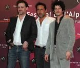 Jean-Paul Rouve, Gilles Lellouche, Clement Sibony au festival de l\'Alpe d\'Huez, le 17 janvier 2012.