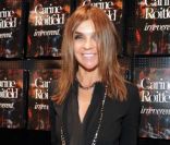 Carine Roitfeld au concept store Armani Manzoni 31 dédicace des exemplaires de son livre Irreverent à Milan, le 17 janvier 2012.