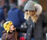 Sarah Jessica Parker accompagne son aîné James Wilkie (9 ans) en classe. à New York, le 20 janvier 2012.