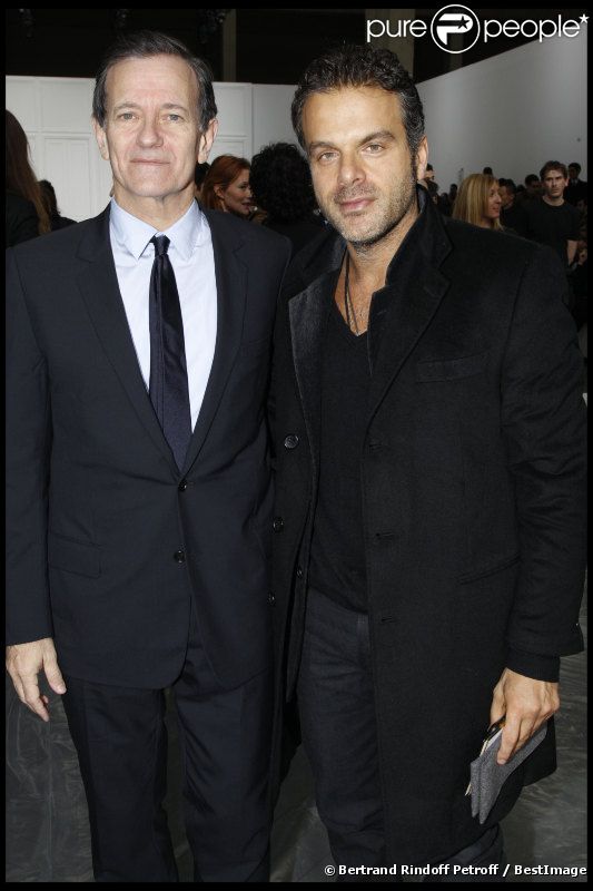 Francis Huster et Steve Suissa au défilé Dior Homme automne-hiver 2012/2013 à Paris, le 21 janvier 2012.