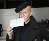 L'artiste Ali Madhavi au défilé Dior Homme automne-hiver 2012/2013 à Paris, le 21 janvier 2012.