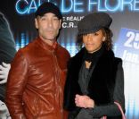 Jean-Marc Barr accompagné à l'avant-première de Café de Flore, à Paris le 23 janvier 2012.