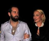 Katherine Heigl et son mari Josh Kelley se rendent au restaurant gastronomique le Jules Vernes à la Tour Eiffel à Paris le 28 janvier 2012