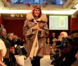 Régine lors de la vente aux enchères Régine, mode et petits papiers à l\'espace Trajan le 4 février 2012<br />