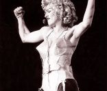    Les muses de Jean Paul Gaultier   
 Madonna 