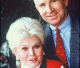 Zsa Zsa Gabor et son mari le Prince Frederic von Anhalt en avril 1989