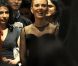 Scarlett Johansson, radieuse, fait équipe avec Anna Wintour pour Barack Obama