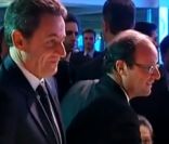 La rencontre attendue de Nicolas Sarkozy et François Hollande au dîner du CRIF à Paris, le 8 février 2012.