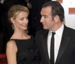 Le couple Alexandra Lamy et Jean Dujardin lors de la cérémonie des BAFTA le 12 février 2012 à Londres 