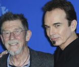 Billy Bob Thornton et John Hurt présentent <em>Jayne Mansfield\'s Car </em>au Festival de Berlin, en février 2012.<em><br /></em>