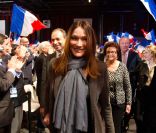 Carla Bruni-Sarkozy au meeting de Nicolas Sarkozy à Bordeaux, le 3 mars 2012.