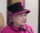 La reine Elizabeth II et la duchesse de Cambridge s'offrent un bain de foule à Leicester, le 8 mars 2012