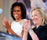 Michelle Obama et Hillary Clinton le 8 mars 2012 à Washington lors de la cérémonie des International Women of Courage Awards