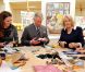  L'atelier découpage-collage "Face Britain" a été animé, le prince Charles, malgré l'aide de son épouse Camilla, se faisant rabrouer par une fillette de 10 ans. 
 Kate Middleton et le prince Charles étaient en visite au programme The Great Art Quest de la Foundation for children and the arts, à Londres, le 15 mars 2012. 