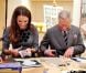  L'atelier découpage-collage "Face Britain" a été animé, le prince Charles, malgré l'aide de son épouse Camilla, se faisant rabrouer par une fillette de 10 ans. 
 Kate Middleton et le prince Charles étaient en visite au programme The Great Art Quest de la Foundation for children and the arts, à Londres, le 15 mars 2012. 