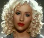 Christina Aguilera appelle au vote avec son bébé !